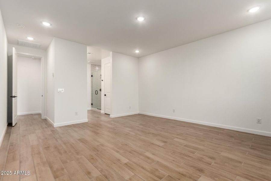 Master Bedroom Master Bedroom