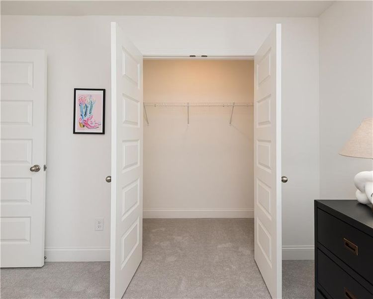 Spacious, unfurnished interior of a new home in Stratford Square, Lawrenceville (Image 21).