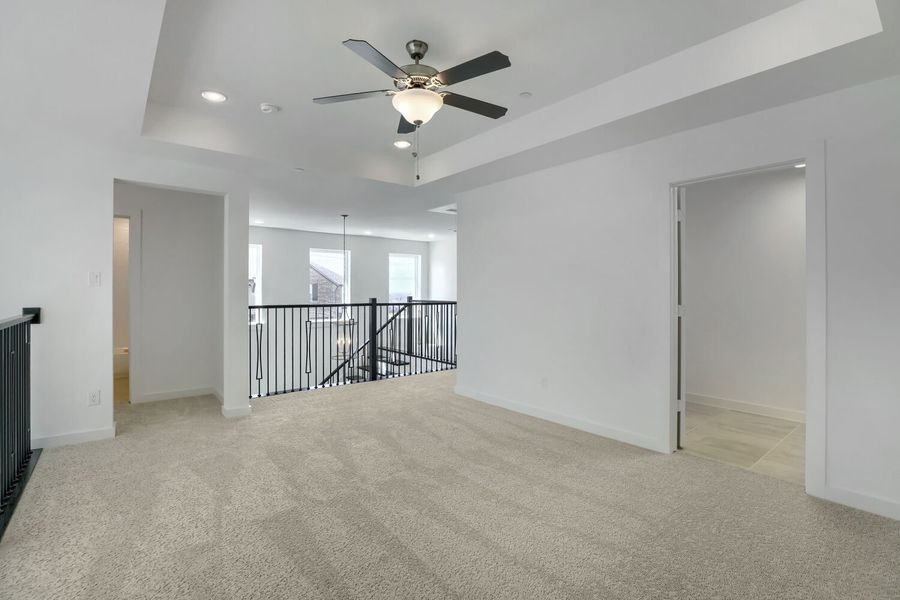 625 Damsel June - Game Room