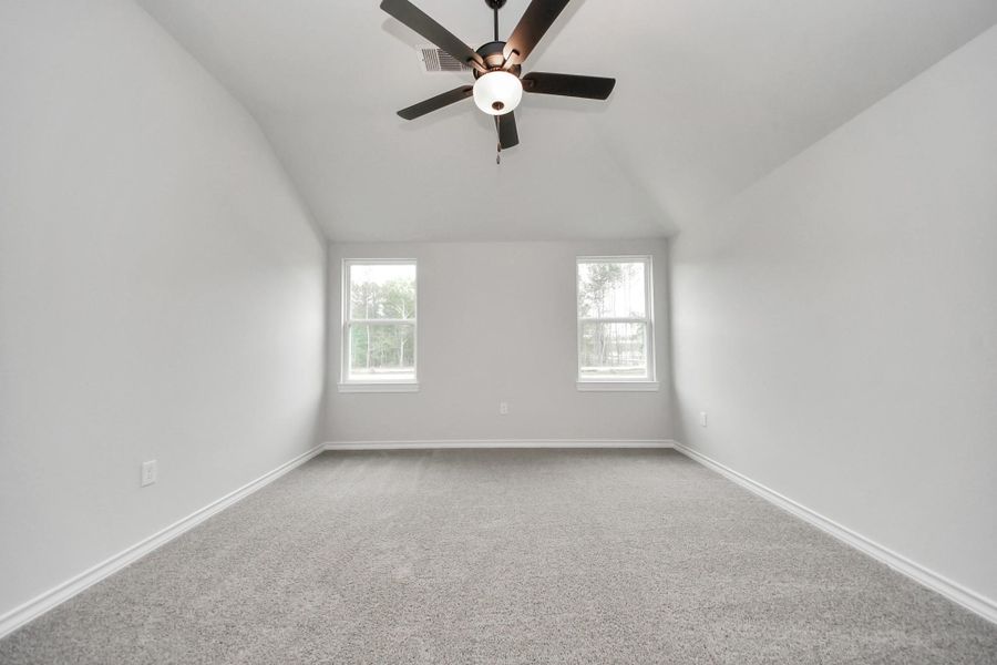 Spacious, unfurnished interior of a new home in The Enclave at Spring Branch, Conroe (Image 31). Spacious, unfurnished interior of a new home in The Enclave at Spring Branch, Conroe (Image 31).