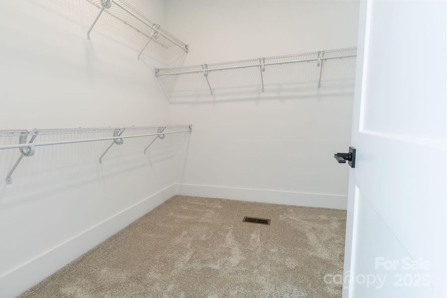 Spacious, unfurnished interior of a new home in , Rock Hill (Image 14).