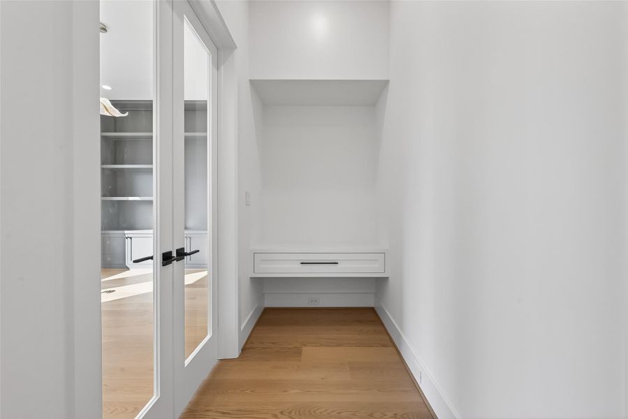 Spacious, unfurnished interior of a new home in , Houston (Image 46).