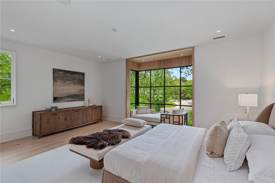 Furnished interior view inside a new home in , Atlanta (Image 25).