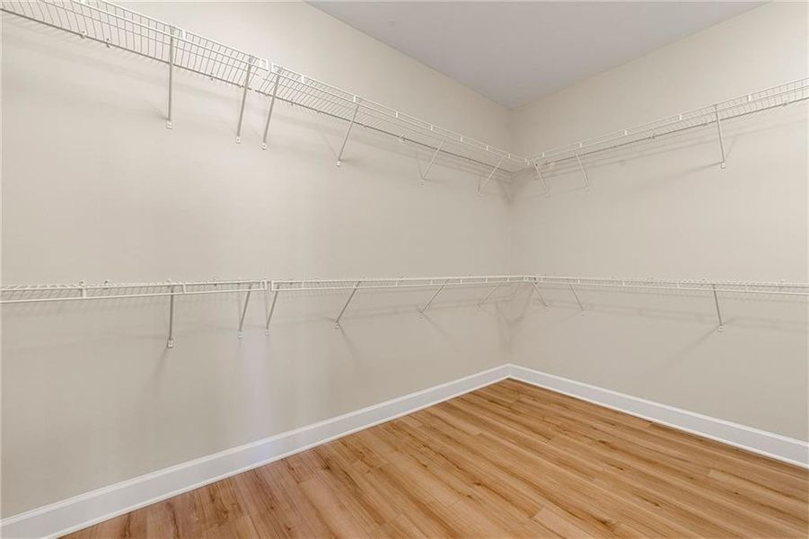 Spacious, unfurnished interior of a new home in Cresswind Georgia at Twin Lakes, Hoschton (Image 17).