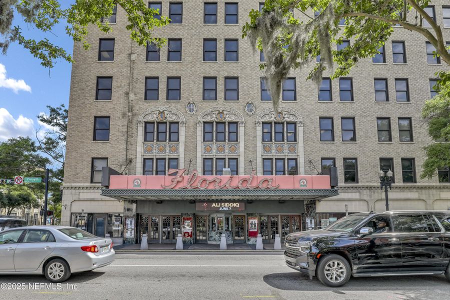 Image 52 of a home in .