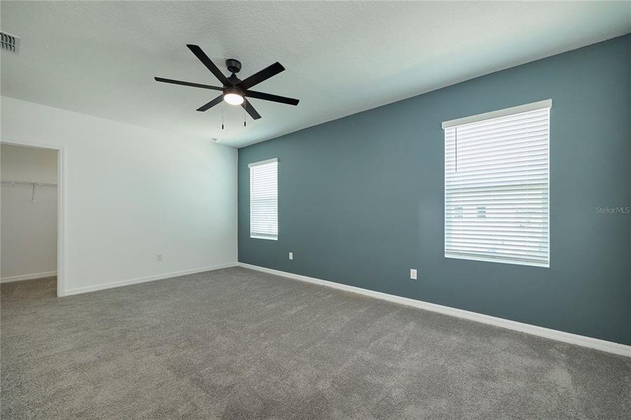 Spacious, unfurnished interior of a new home in Westgate at Avalon Park, Wesley Chapel (Image 43).