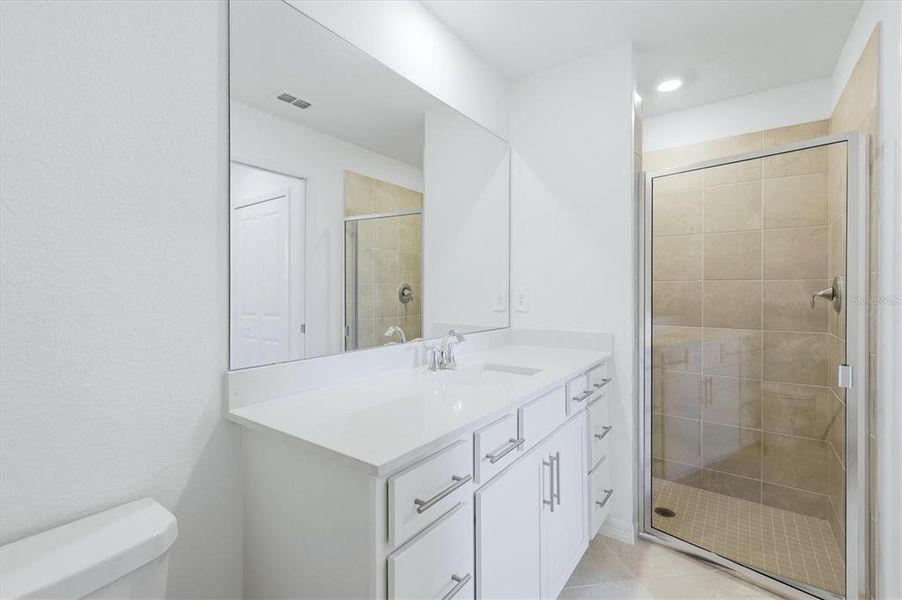 Furnished interior view inside a new home in , Bradenton (Image 11).