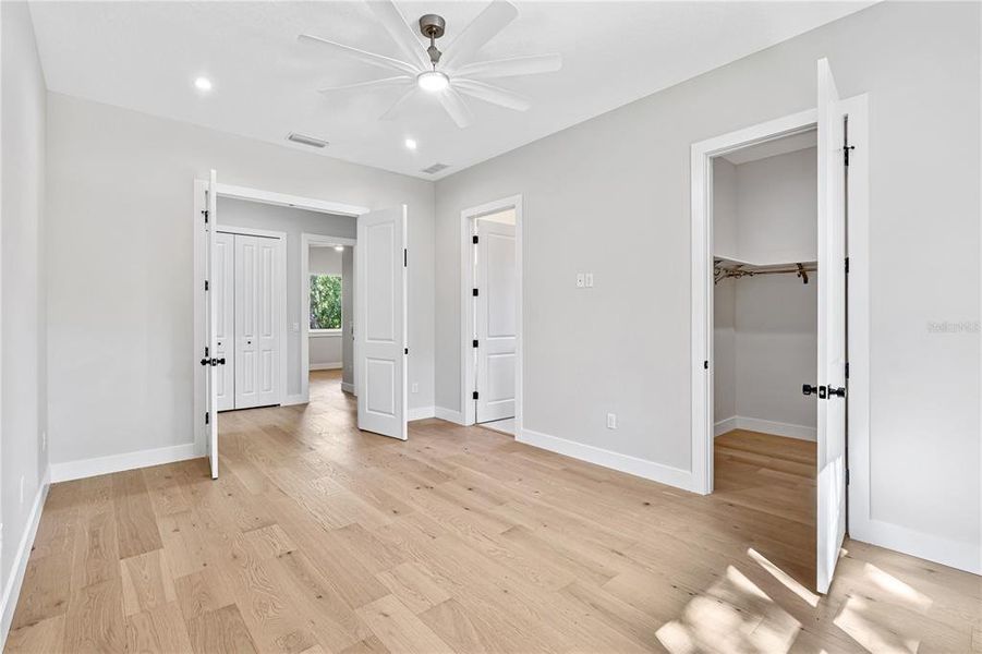 Spacious, unfurnished interior of a new home in , Palm Coast (Image 56).