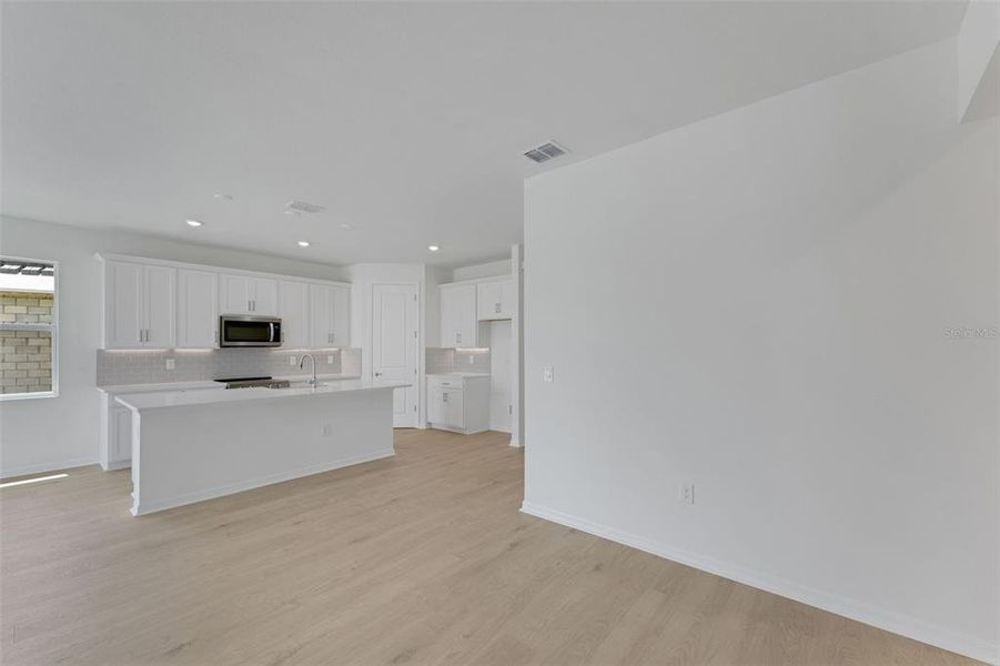 Spacious, unfurnished interior of a new home in River Hall, Alva (Image 25). Spacious, unfurnished interior of a new home in River Hall, Alva (Image 25).