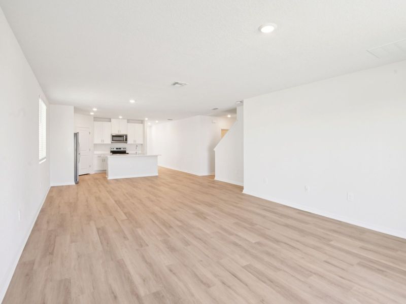 Spacious, unfurnished interior of a new home in Hilltop Vistas, Dade City (Image 12). Spacious, unfurnished interior of a new home in Hilltop Vistas, Dade City (Image 12).