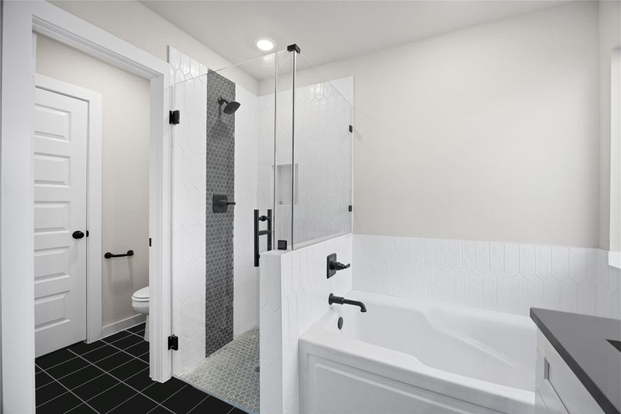 Furnished interior view inside a new home in Kendall Lakes, Alvin (Image 11). Furnished interior view inside a new home in Kendall Lakes, Alvin (Image 11).