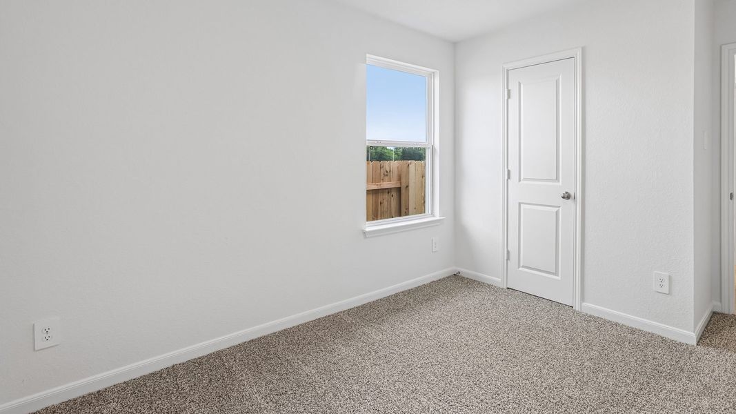 Spacious, unfurnished interior of a new home in Briarwood, Elgin (Image 26).