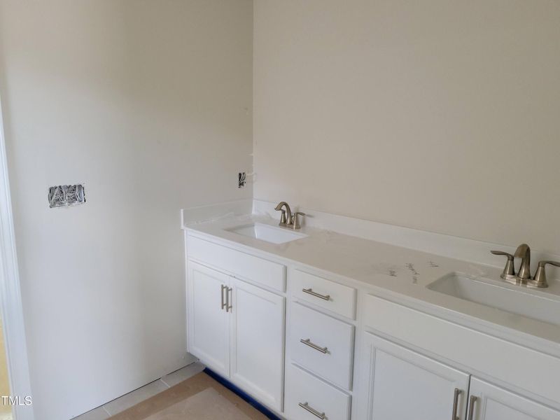 Furnished interior view inside a new home in Stagecoach Corner, Mebane (Image 37). Furnished interior view inside a new home in Stagecoach Corner, Mebane (Image 37).