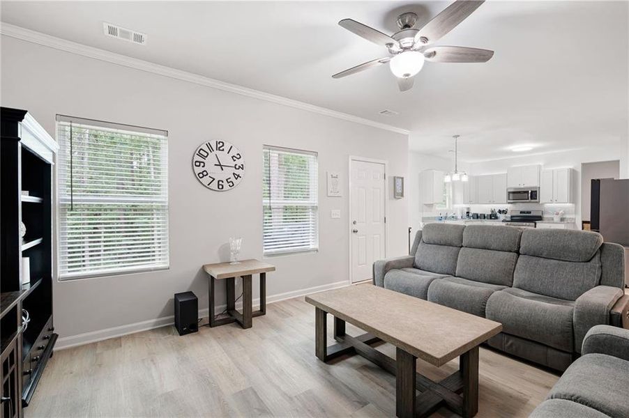Furnished interior view inside a new home in , Dallas (Image 15).