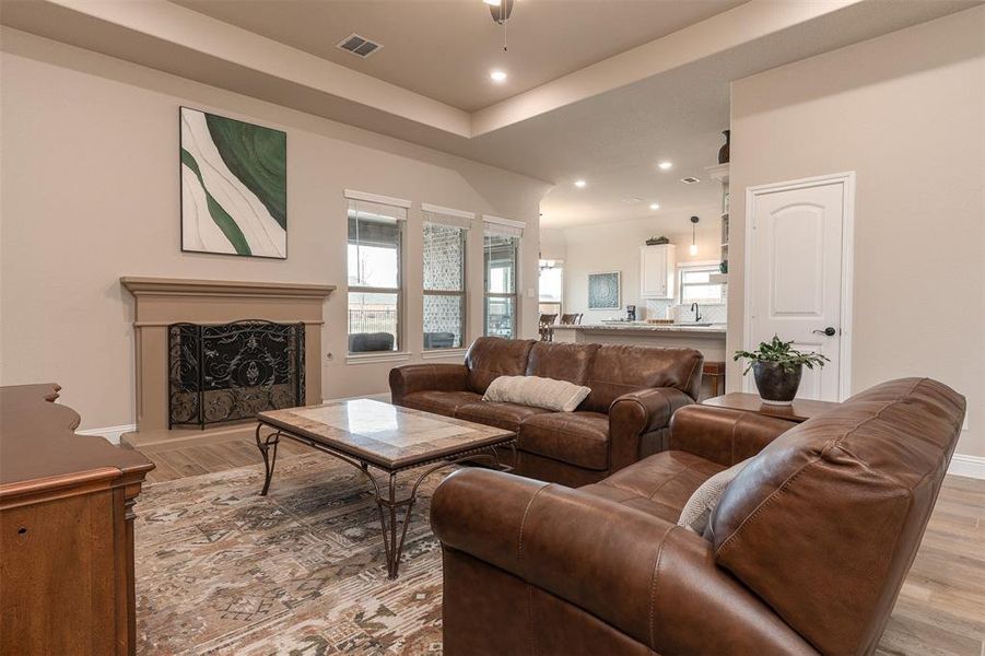 Furnished interior view inside a new home in , Cleburne (Image 9).