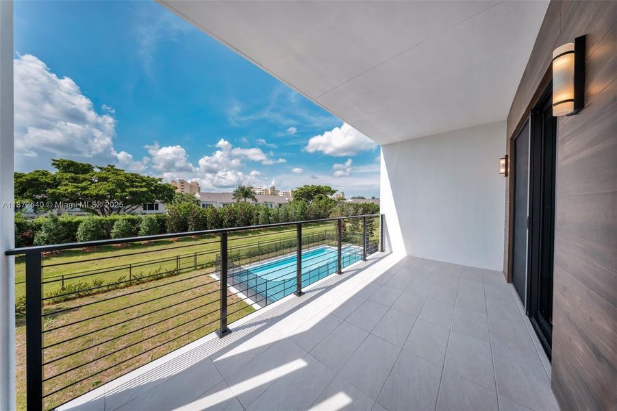 Image 52 of a home in .