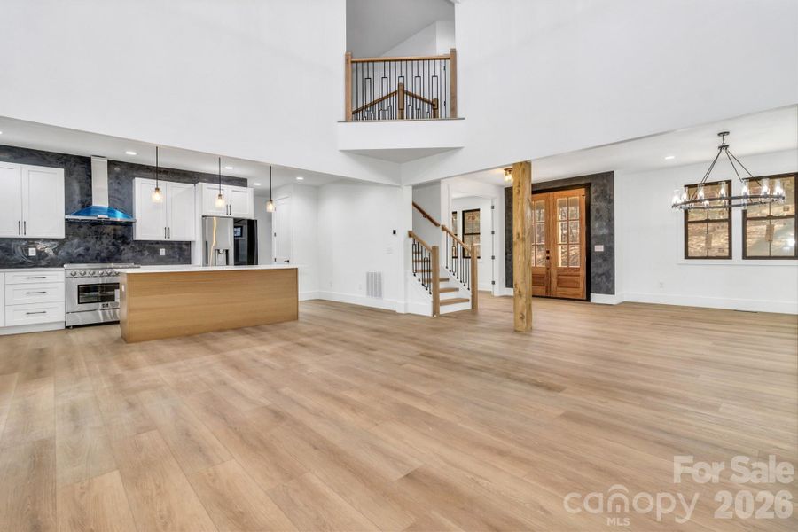 Spacious, unfurnished interior of a new home in , Mills River (Image 33).