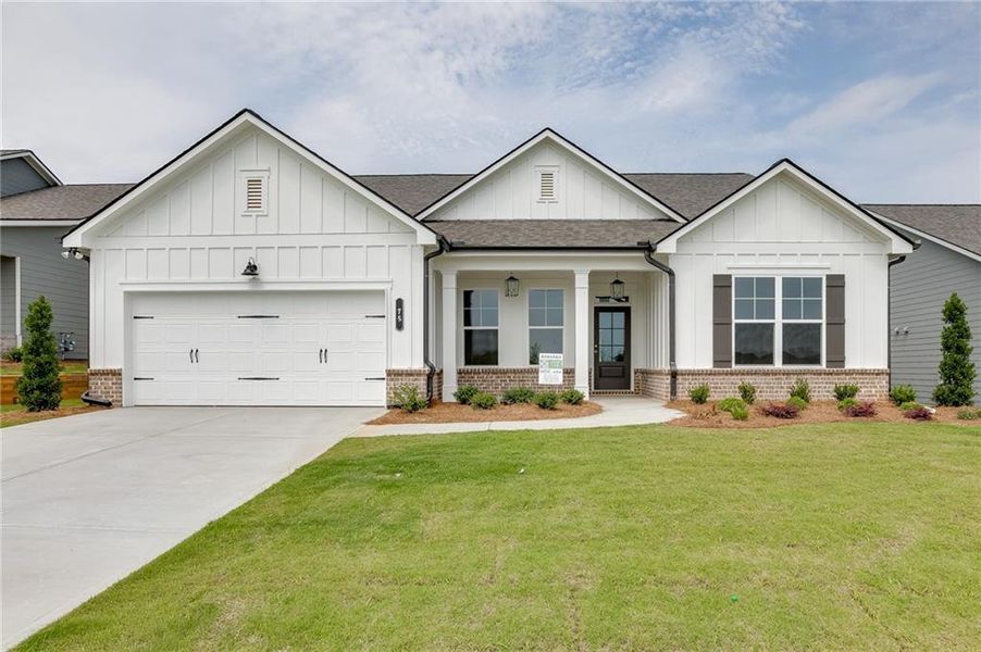 Front exterior of a new home in , Jefferson, GA, highlighting curb appeal (Image 1). Front exterior of a new home in , Jefferson, GA, highlighting curb appeal (Image 1).