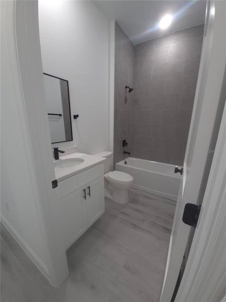 Furnished interior view inside a new home in , Ocala (Image 5).