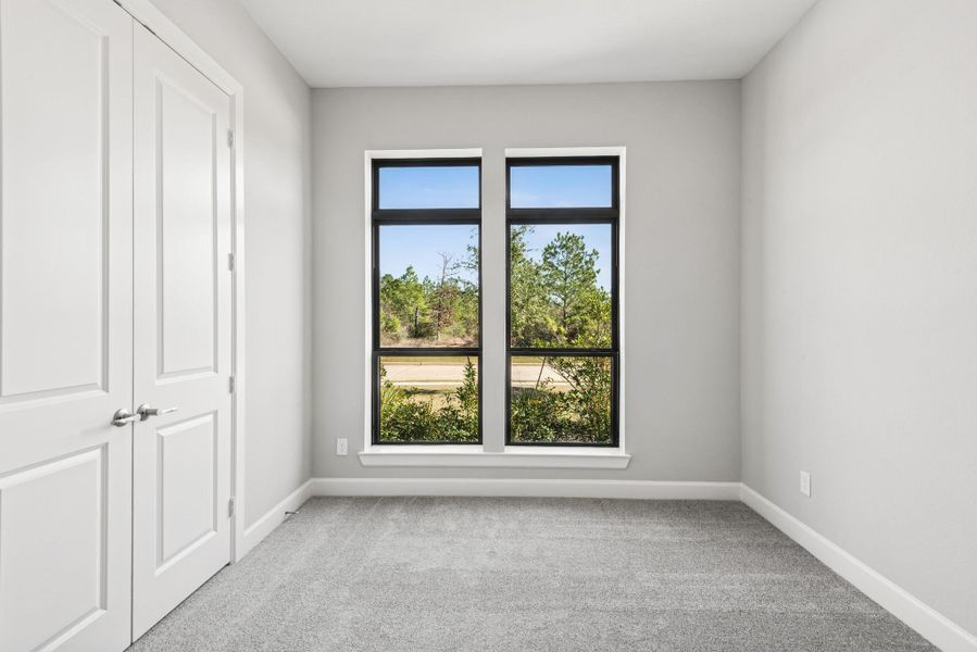 Spacious, unfurnished interior of a new home in Kresston, Montgomery (Image 21).