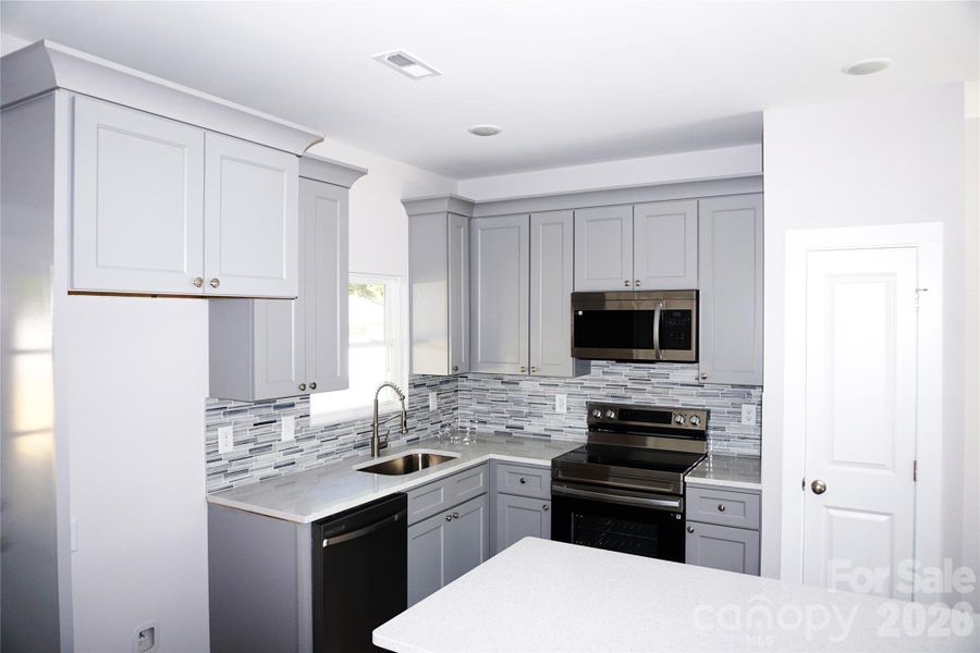 Furnished interior view inside a new home in , Kannapolis (Image 6).