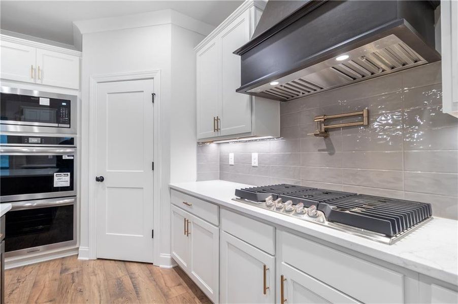 Furnished interior view inside a new home in Belle Woode Estates, Monroe (Image 16).