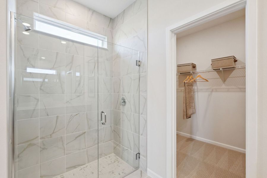 Owner's Bathroom Owner's Bathroom