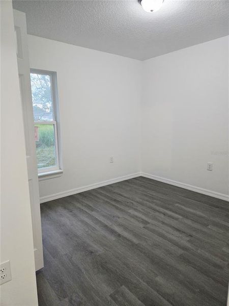 Spacious, unfurnished interior of a new home in , Ocala (Image 3).