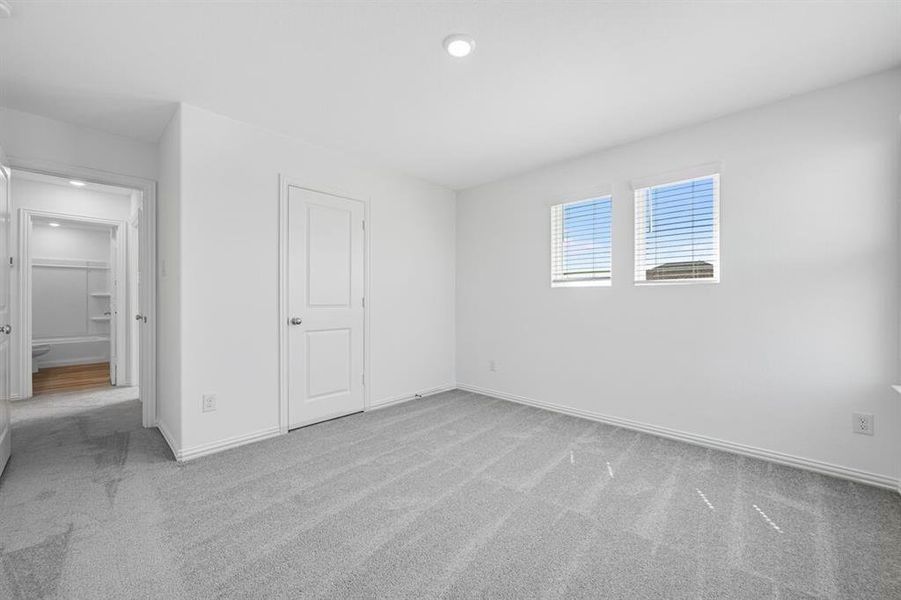 Spacious, unfurnished interior of a new home in River Ridge, Crandall (Image 20). Spacious, unfurnished interior of a new home in River Ridge, Crandall (Image 20).