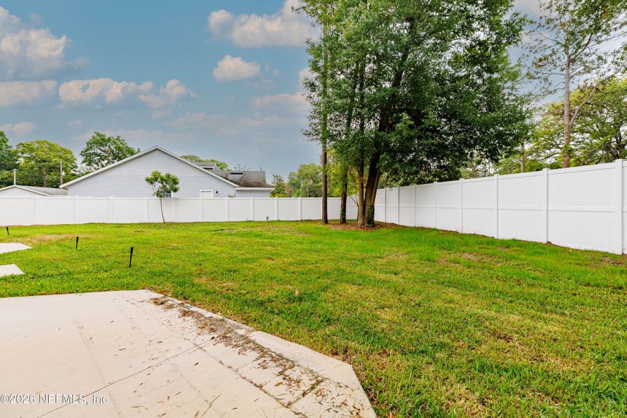Exterior details and patio area of a home in , Jacksonville (Image 29).