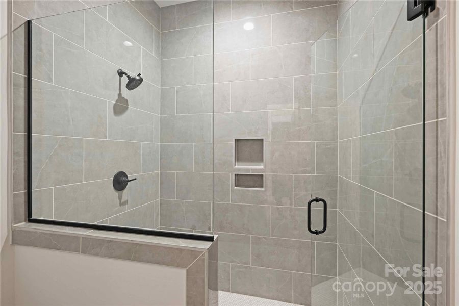 Secondary bath connected