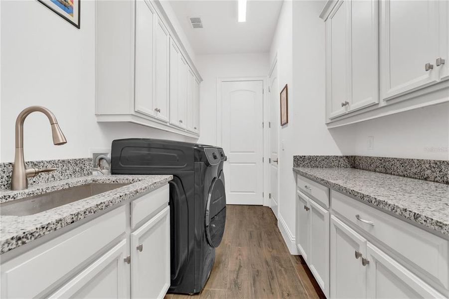 Furnished interior view inside a new home in , Orlando (Image 43). Furnished interior view inside a new home in , Orlando (Image 43).