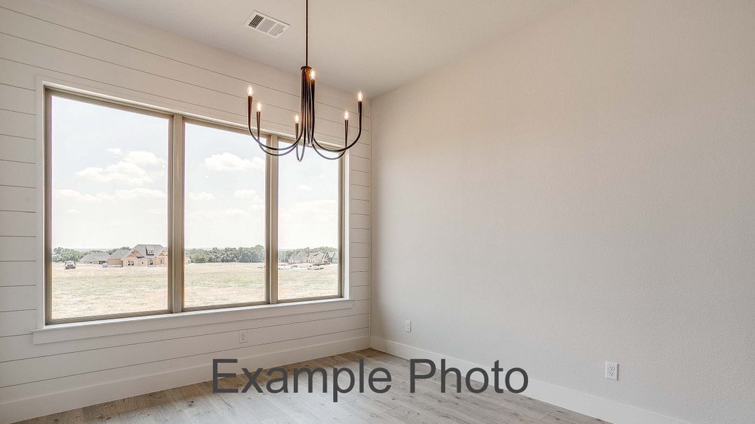 Spacious, unfurnished interior of a new home in Stagecoach Crossing, Bridgeport (Image 11).