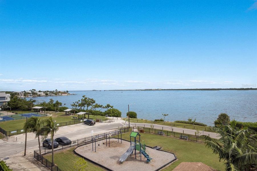 Community amenities in , Bradenton Beach (Image 63).