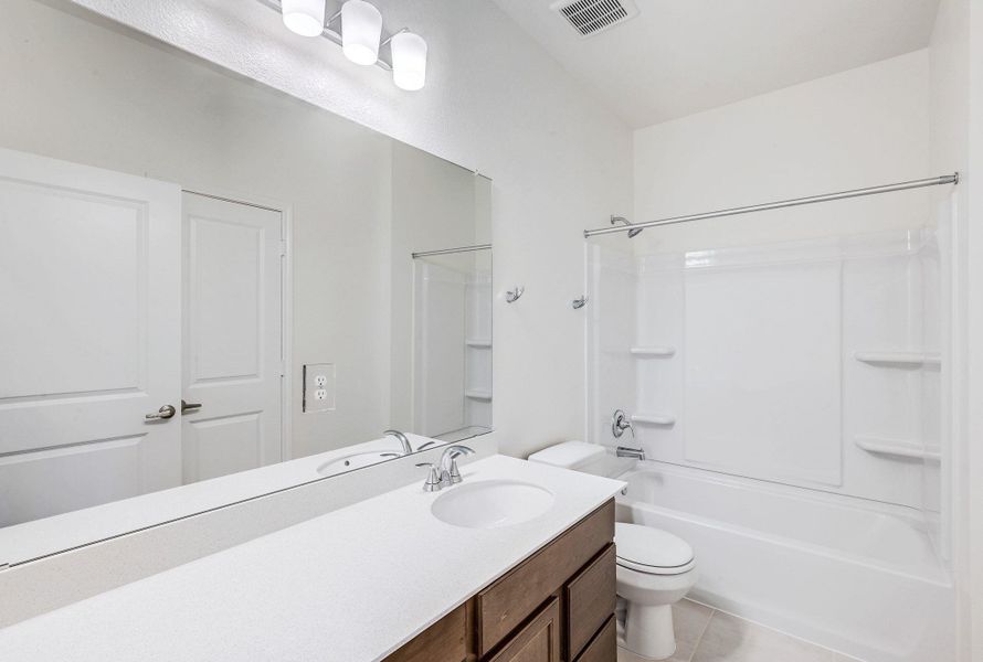 Furnished interior view inside a new home in Creekside at Estancia, Austin (Image 9).