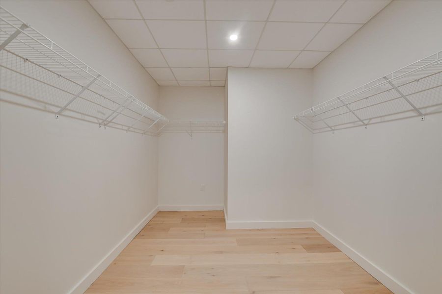 Spacious, unfurnished interior of a new home in The Modern Austin Residences, Austin (Image 22). Spacious, unfurnished interior of a new home in The Modern Austin Residences, Austin (Image 22).