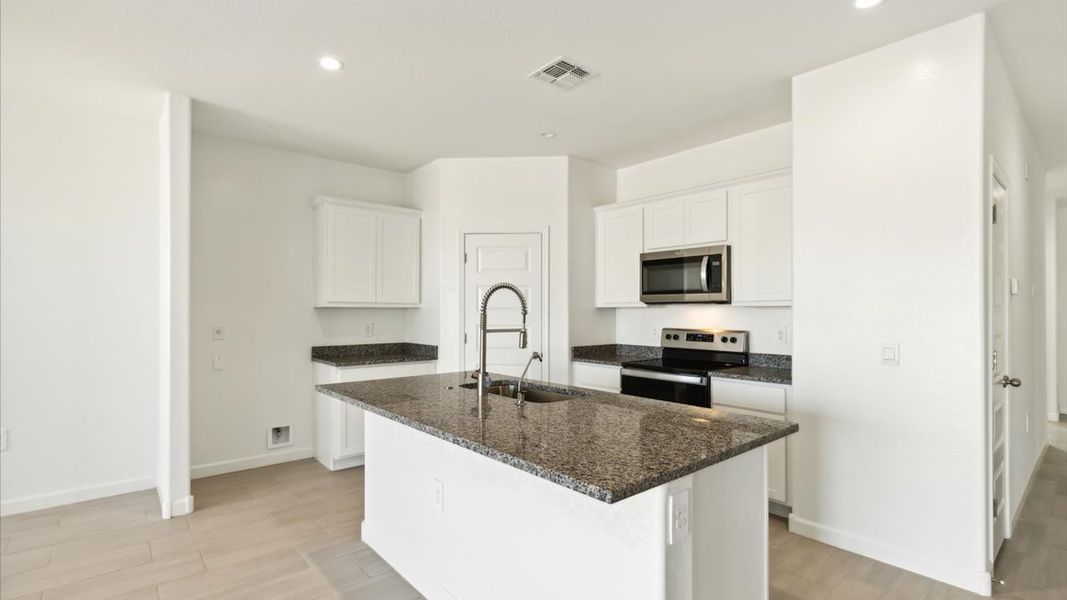 Furnished interior view inside a new home in Sorrento, Maricopa (Image 5).