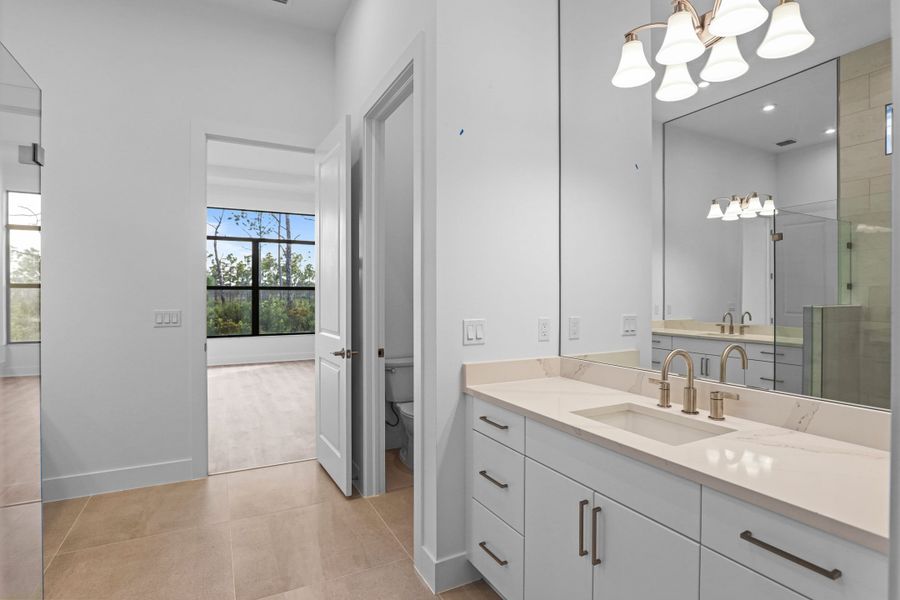 Owner's Bath Owner's Bath