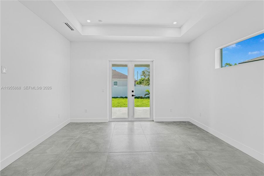 Spacious, unfurnished interior of a new home in , Cape Coral (Image 28). Spacious, unfurnished interior of a new home in , Cape Coral (Image 28).