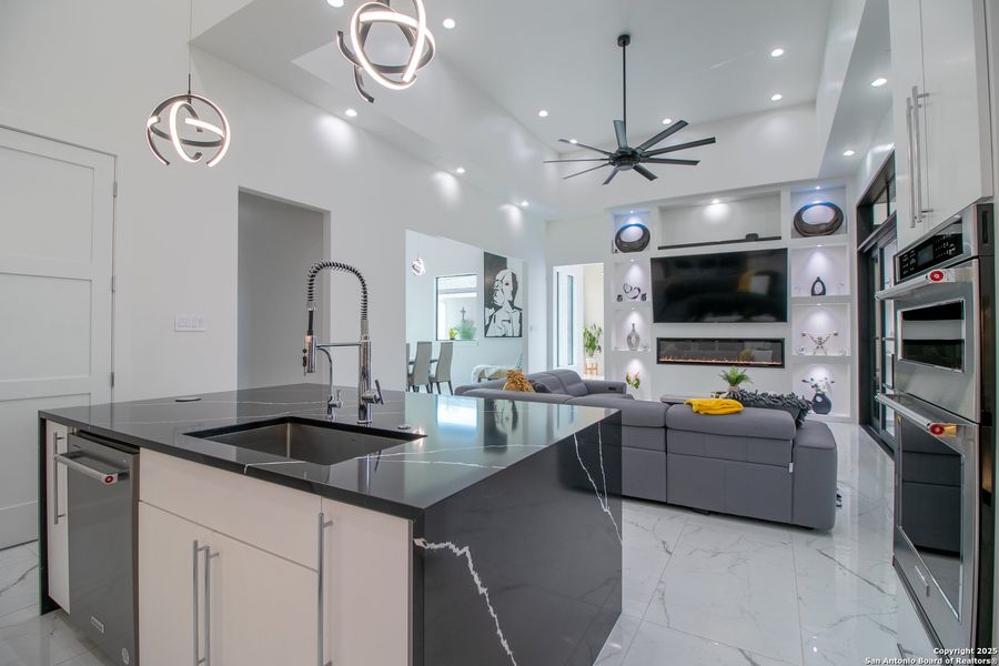 Furnished interior view inside a new home in , San Antonio (Image 31). Furnished interior view inside a new home in , San Antonio (Image 31).