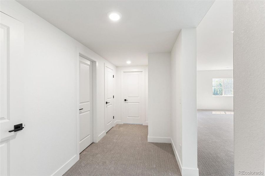 Spacious, unfurnished interior of a new home in Terrain Oak Valley, Castle Rock (Image 15).