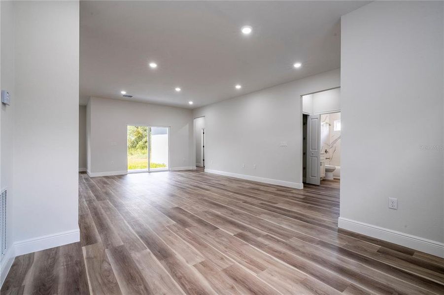 Spacious, unfurnished interior of a new home in , Ocala (Image 42). Spacious, unfurnished interior of a new home in , Ocala (Image 42).