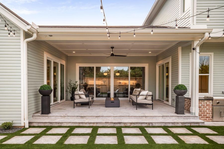 Front exterior of a new home in , Houston, TX, highlighting curb appeal (Image 25). Front exterior of a new home in , Houston, TX, highlighting curb appeal (Image 25).
