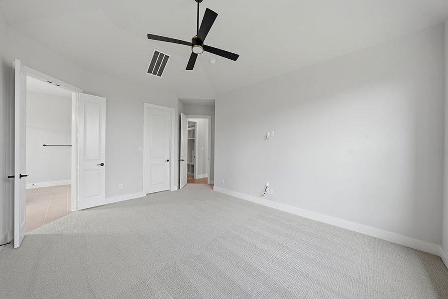 Spacious, unfurnished interior of a new home in Hillside Village, Celina (Image 31). Spacious, unfurnished interior of a new home in Hillside Village, Celina (Image 31).