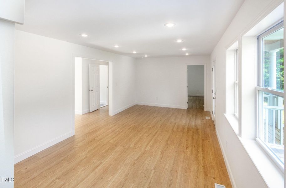 025_img_2008-edit_604 025_img_2008-edit_604