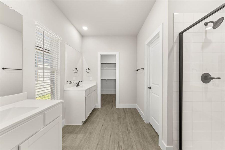 20. 748 Wilderness - Bath 20. 748 Wilderness - Bath