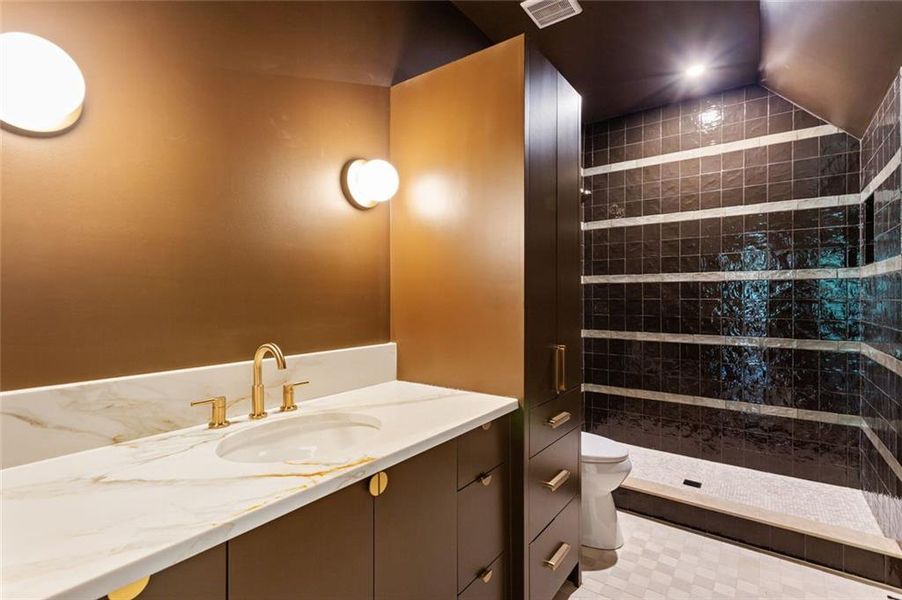 Furnished interior view inside a new home in , Smyrna (Image 16).