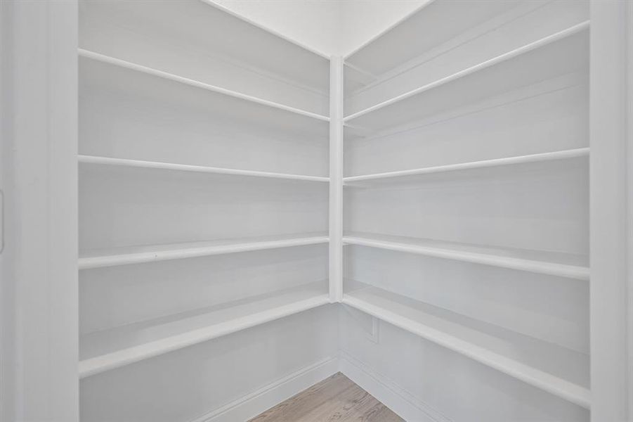 Spacious, unfurnished interior of a new home in Lakehaven - Signature Series, Farmersville (Image 28).