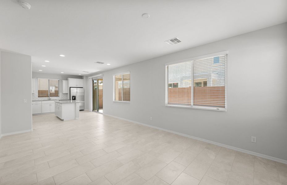 Spacious, unfurnished interior of a new home in Asante- Atrium Series, Surprise (Image 15).
