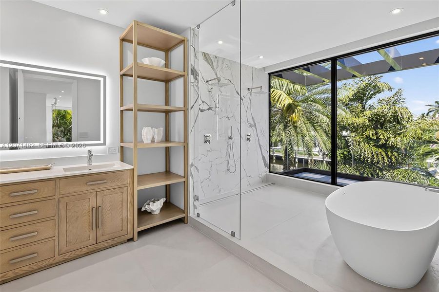 Furnished interior view inside a new home in , Fort Lauderdale (Image 44).